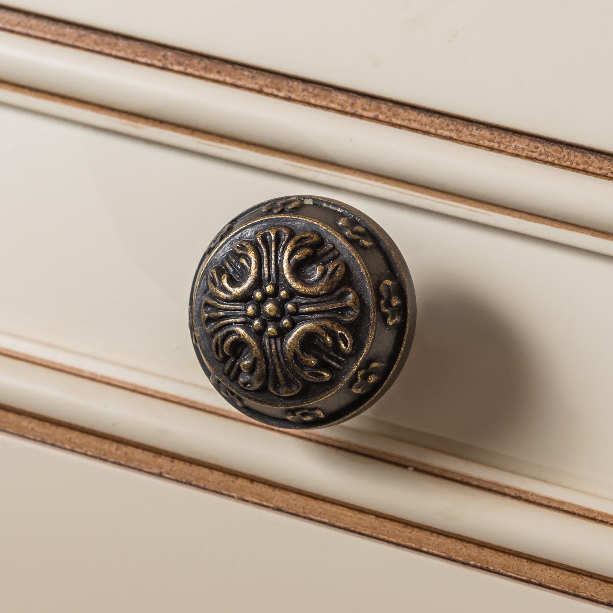 decorative knob